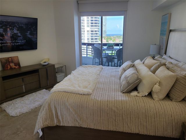 3530 Mystic Pointe Drive 1211, Aventura, FL 33180