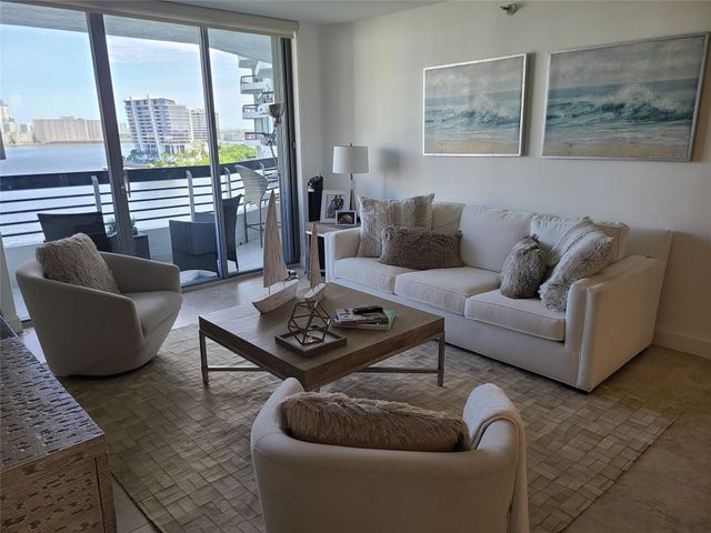 3530 Mystic Pointe Drive 1211, Aventura, FL 33180