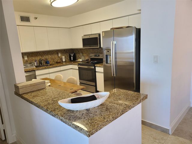 3530 Mystic Pointe Drive 1211, Aventura, FL 33180