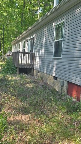 526 Jimmy Creek Road, Thomasville, NC 27360