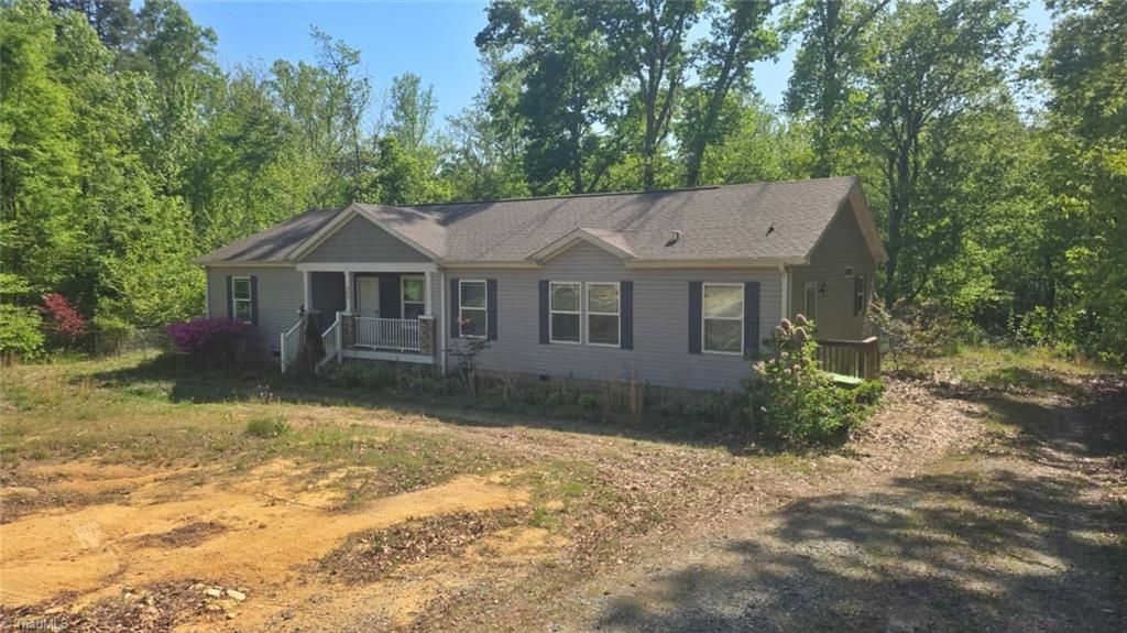 526 Jimmy Creek Road, Thomasville, NC 27360
