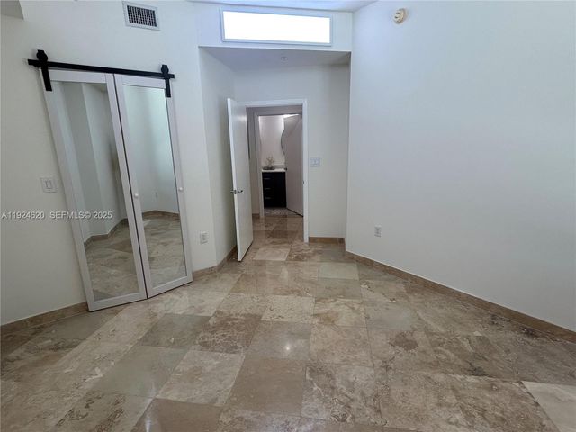 9055 SW 73 CT 809, Miami, FL 33156