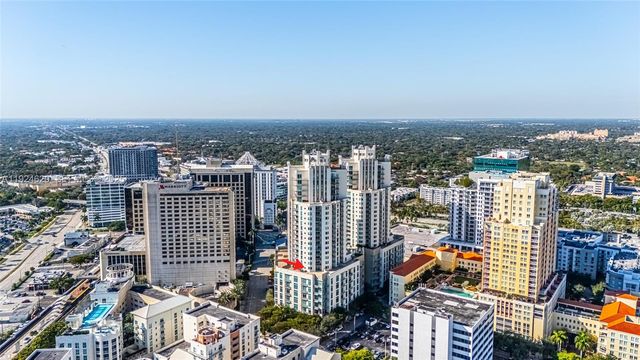 9055 SW 73 CT 809, Miami, FL 33156