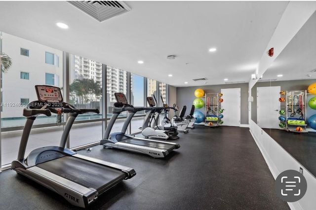 9055 SW 73 CT 809, Miami, FL 33156