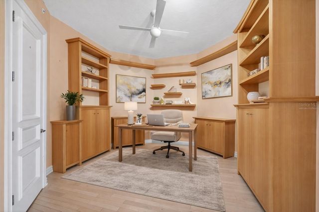 500 S PALM AVENUE 92, Sarasota, FL 34236