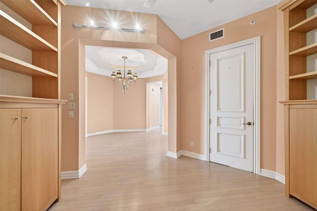 500 S PALM AVENUE 92, Sarasota, FL 34236