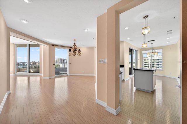 500 S PALM AVENUE 92, Sarasota, FL 34236