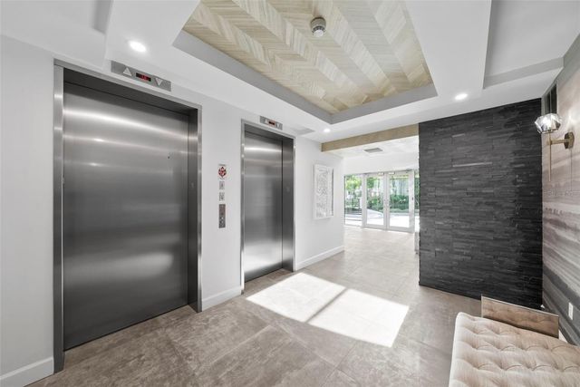 500 S PALM AVENUE 92, Sarasota, FL 34236