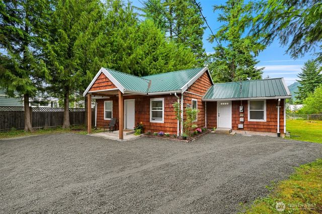 6258 Bellwood Drive, Maple Falls, WA 98266
