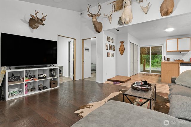 6258 Bellwood Drive, Maple Falls, WA 98266