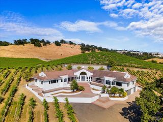 4076-4080 Old Redwood Hwy, Santa Rosa, CA 95403