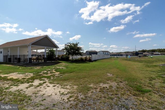 142 POND VIEW LN, Seaford, DE 19973