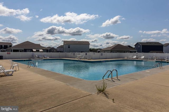 142 POND VIEW LN, Seaford, DE 19973