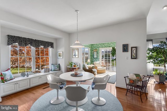 121 DEVALINDER DR, Newark, DE 19702