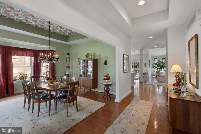 121 DEVALINDER DR, Newark, DE 19702