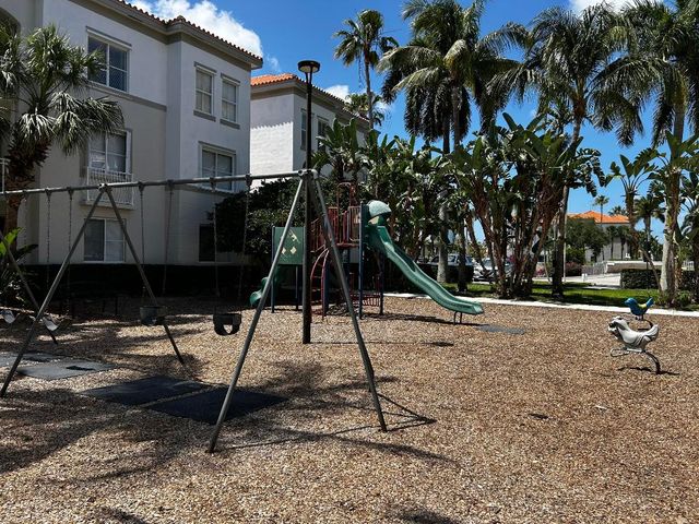 11019 Legacy Lane 203, Palm Beach Gardens, FL 33410