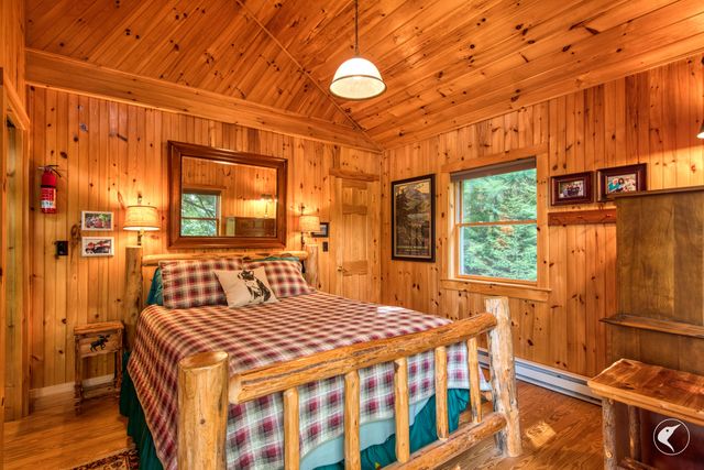 12 George and Bliss Ln Lane, Pier 413, Lake Placid, NY 12946