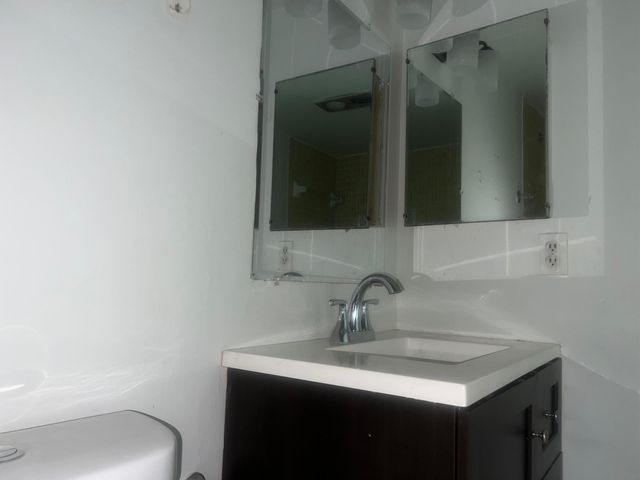 3300 Spanish Moss Terrace 111, Lauderhill, FL 33319