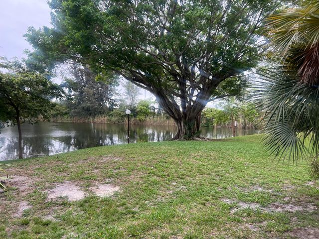 3300 Spanish Moss Terrace 111, Lauderhill, FL 33319