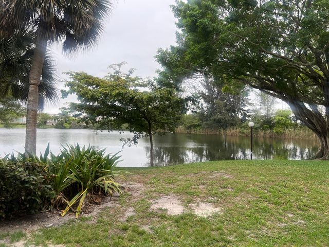 3300 Spanish Moss Terrace 111, Lauderhill, FL 33319