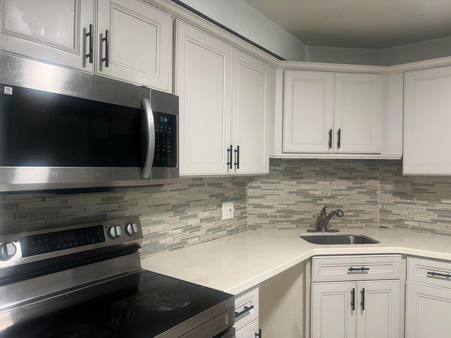 3300 Spanish Moss Terrace 111, Lauderhill, FL 33319