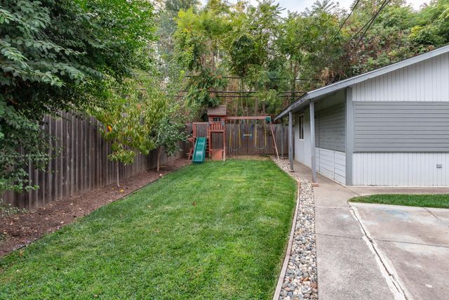 5208 Moddison Ave, Sacramento, CA 95819