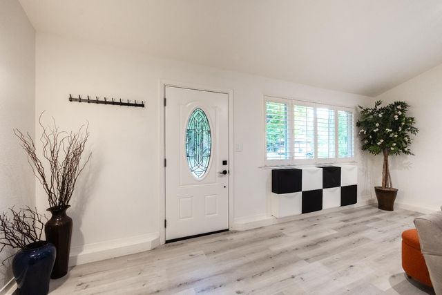 5208 Moddison Ave, Sacramento, CA 95819