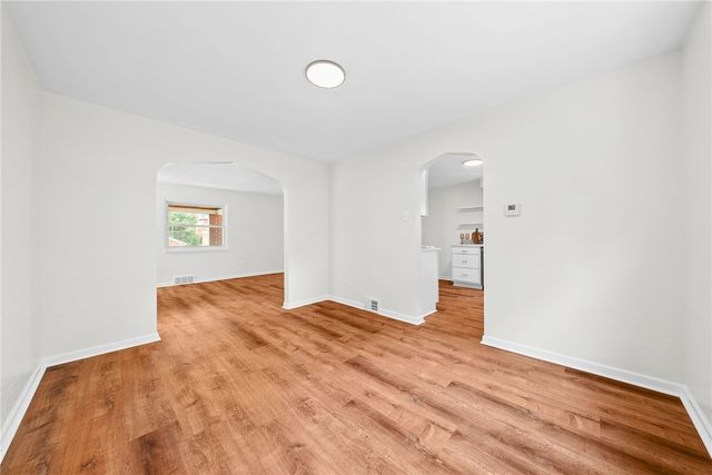 114 Sumner Ave, Forest Hills Boro, PA 15221