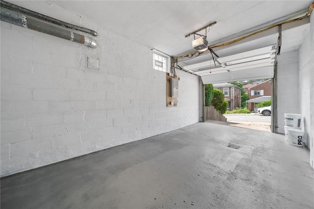 114 Sumner Ave, Forest Hills Boro, PA 15221