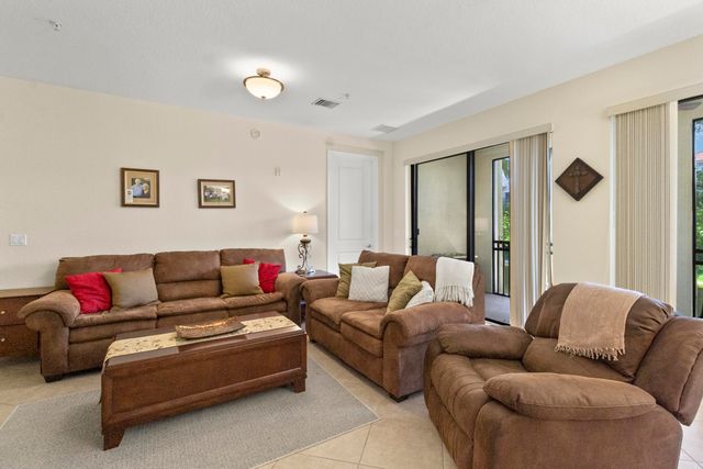 2955 NW 126th Avenue 220-5, Sunrise, FL 33323