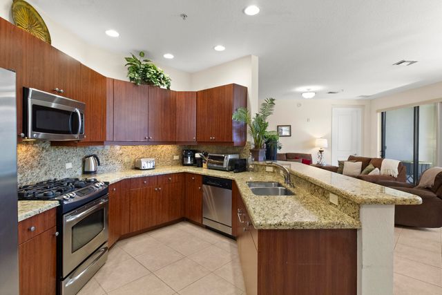2955 NW 126th Avenue 220-5, Sunrise, FL 33323