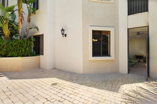 2955 NW 126th Avenue 220-5, Sunrise, FL 33323