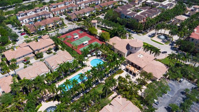 2955 NW 126th Avenue 220-5, Sunrise, FL 33323