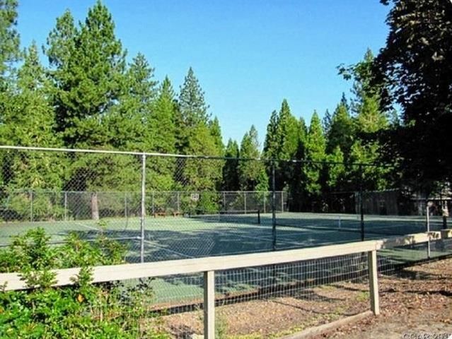 311 Fairway Drive, Murphys, CA 95247