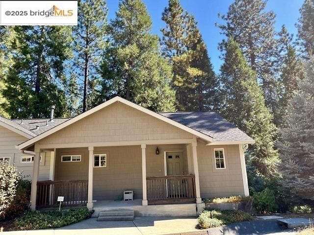 311 Fairway Drive, Murphys, CA 95247