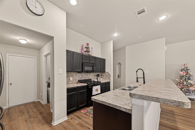 11311 Cascading Stream Way, Houston, TX 77044