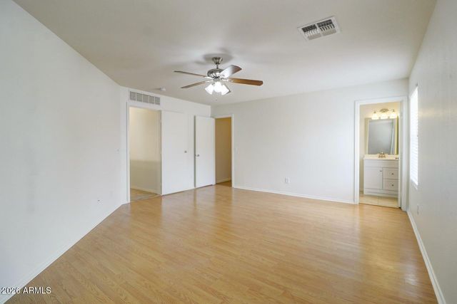 218 E MILADA Drive, Phoenix, AZ 85042