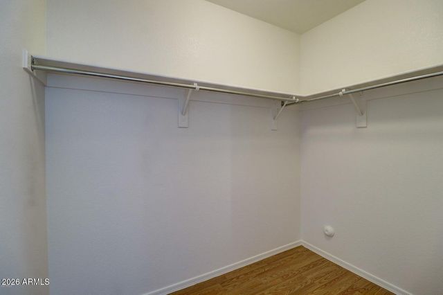 218 E MILADA Drive, Phoenix, AZ 85042