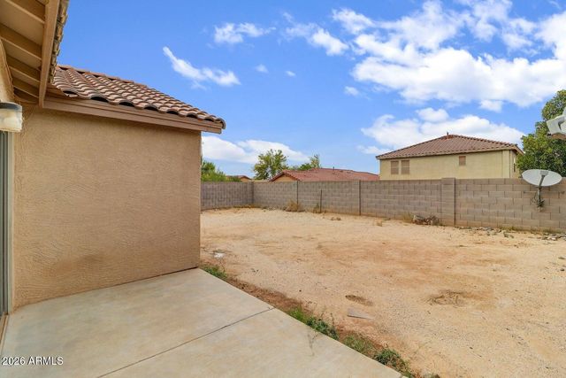 218 E MILADA Drive, Phoenix, AZ 85042