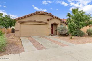 218 E MILADA Drive, Phoenix, AZ 85042