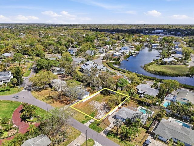 216 SHORE DRIVE, Palm Harbor, FL 34683