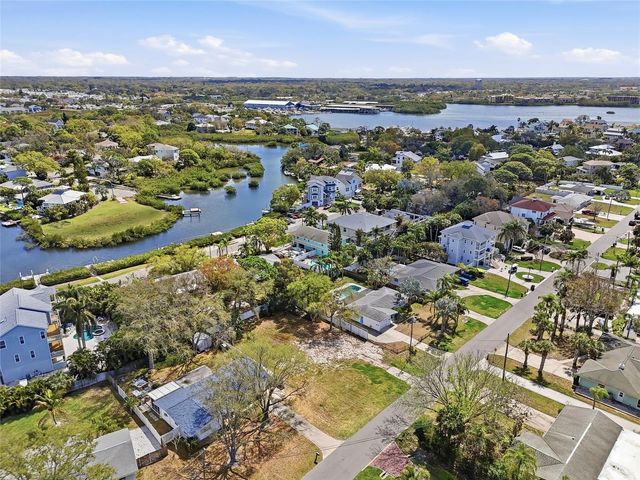 216 SHORE DRIVE, Palm Harbor, FL 34683