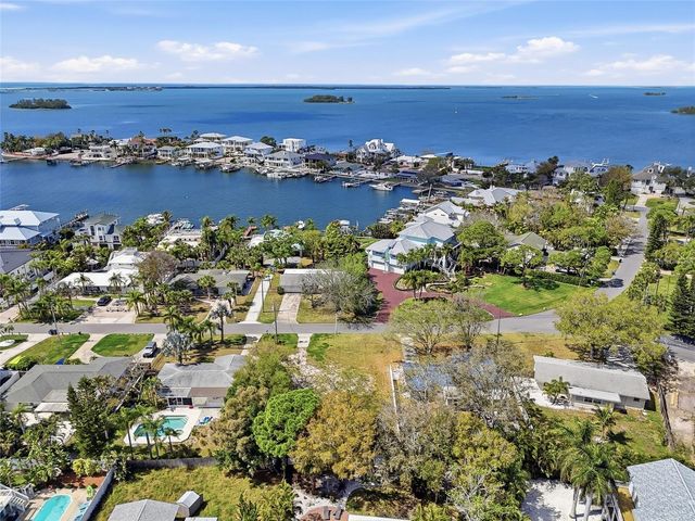 216 SHORE DRIVE, Palm Harbor, FL 34683
