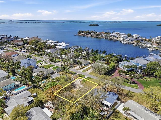 216 SHORE DRIVE, Palm Harbor, FL 34683