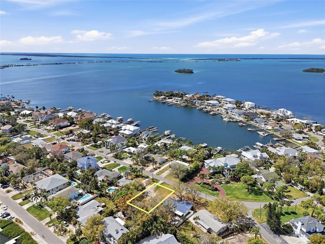 216 SHORE DRIVE, Palm Harbor, FL 34683