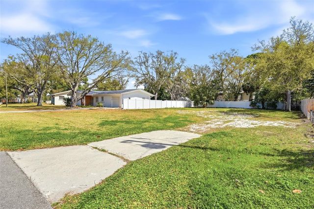 216 SHORE DRIVE, Palm Harbor, FL 34683