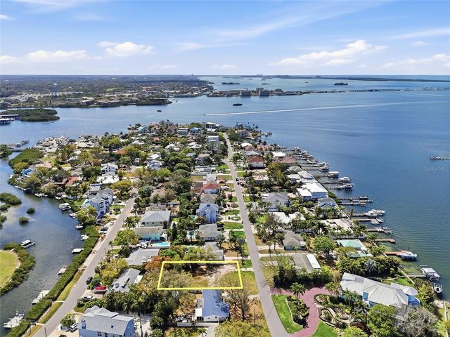 216 SHORE DRIVE, Palm Harbor, FL 34683