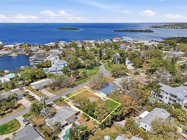216 SHORE DRIVE, Palm Harbor, FL 34683