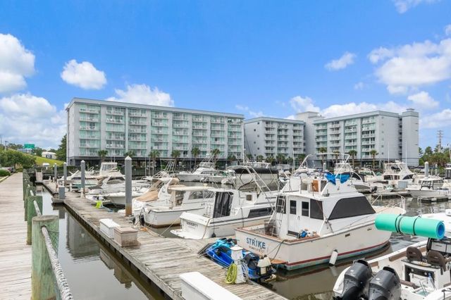 2100 Sea Mountain Hwy Unit 428, North Myrtle Beach, SC 29582