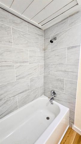 2110 Wilcrest Drive 111, Houston, TX 77042